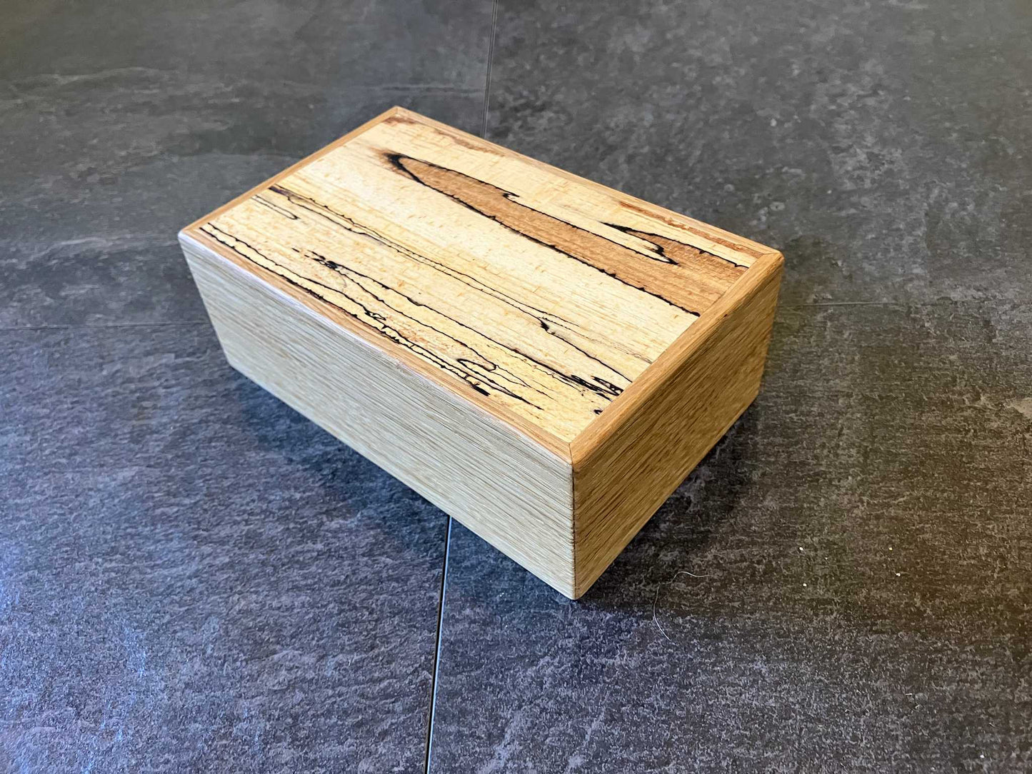 Boite hêtre échauffé