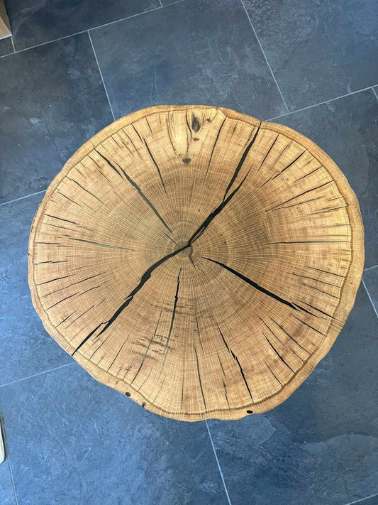 Table en rondins de chêne